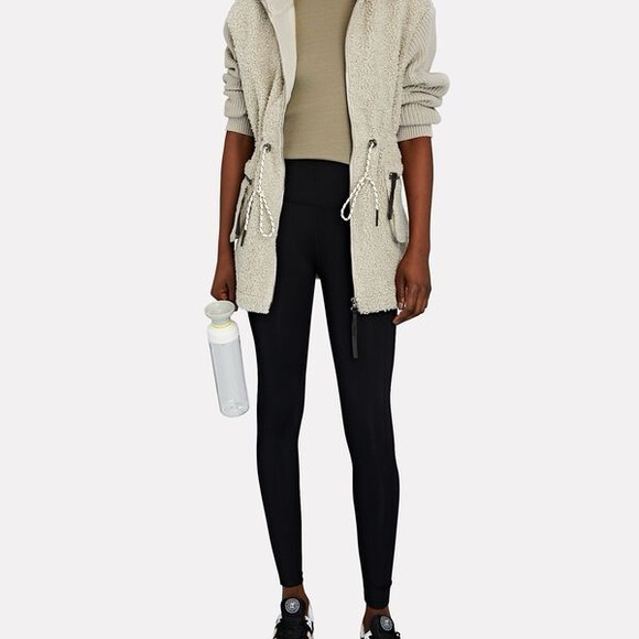 Varley Cream Teddy Jacket - Picture 3 of 9